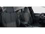 Peugeot 308 Allure | Elektrische parkeerrem | Extra getinte achterste zijruiten en achterruit | ISOFIX-bevestigingspunten voor drie kinderzitjes. Op de passagiersstoel en de buitenste zitplaatsen van de achterbank