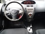Toyota Yaris 1.3 16v VVT-i 99pk MMT 5D | Origineel NL |