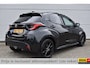 Mazda 2 Hybrid 1.5 116pk 6AT HOMURA PLUS | Pano dak | Super zuinig! | Navi | Apple Carplay | Rijklaarprijs incl 12 mnd BOVAG garantie & onderhoudsbeurt