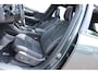 Volvo EX40 Single Motor Extended Range Plus Europa 82 kWh | Panorama dak| Harman Kardon| 360 graden Camera| Dak in zwart uitgevoerd| 20" Lichtmetalen velgen