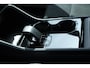 Volvo EX40 Single Motor Extended Range Plus Europa 82 kWh | Panorama dak| Harman Kardon| 360 graden Camera| Dak in zwart uitgevoerd| 20" Lichtmetalen velgen