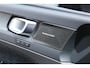 Volvo EX40 Single Motor Extended Range Plus Europa 82 kWh | Panorama dak| Harman Kardon| 360 graden Camera| Dak in zwart uitgevoerd| 20" Lichtmetalen velgen