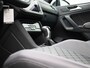 Volkswagen Tiguan 1.4 TSI eHybrid R-Line Business+ 245 PK| Dealeronderhouden | Trekhaak | Navigatie | Stoelverwarming | Stuurwielverwarming | 360 Camera | Head-Updisplay
