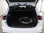 Kia Ceed Sportswagon 1.6 GDI PHEV DynamicPlusLine | Trekhaak | Stoel/Stuurwielverwarming | Dodehoek Detectie | Keyless Go | Elektrische Achterklep | Climate Control |