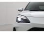 Toyota Yaris Cross 1.5 Hybrid Dynamic | Stoel-/stuurverwarming | Verwarmbare voorruit | Apple Carplay / Android Auto | Keyless | Adaptive Cruise | Full LED | Clima | Camera | 17 inch