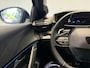 Peugeot 208 1.2 Hybrid 110 e-DCS6 GT l Camera l Navi l Parkeersensoren l Apple carplay & Android auto l DIRECT LEVERBAAR!!!