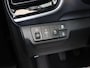Kia Stonic 1.0 T-GDi MHEV DynamicLine | Navigatie | Parkeercamera | Apple Carplay/Android Auto | Climate Control | Cruise control |