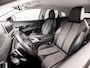 Peugeot 3008 1.6 e-THP Premium 165Pk Automaat (APPLE CARPLAY, GROOT NAVI, 360 CAMERA, FOCAL AUDIO, KEYLESS, SPORTSTOELEN, GETINT GLAS, NIEUWE APK, NIEUWSTAAT)