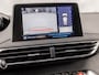 Peugeot 3008 1.6 e-THP Premium 165Pk Automaat (APPLE CARPLAY, GROOT NAVI, 360 CAMERA, FOCAL AUDIO, KEYLESS, SPORTSTOELEN, GETINT GLAS, NIEUWE APK, NIEUWSTAAT)