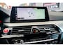 BMW M5 5-serie | Sport uitlaat | Head up Display | Driving Assistant Plus | Carbon Dak | Harman/Kardon | Stoelverkoeling | 360 Cam