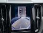 Volvo XC60 2.0 T8 Plug-in hybrid AWD Plus Dark | 7 Persoons | Stuurwiel verwarming | Trekhaak l Schuif- /kantel Pano l 360 cam l 22"