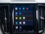 Volvo XC60 2.0 T8 Plug-in hybrid AWD Plus Dark | 7 Persoons | Stuurwiel verwarming | Trekhaak l Schuif- /kantel Pano l 360 cam l 21"