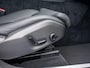 Volvo XC60 2.0 T8 Plug-in hybrid AWD Plus Dark | 7 Persoons | Stuurwiel verwarming | Trekhaak l Schuif- /kantel Pano l 360 cam l 21"
