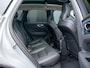 Volvo XC60 2.0 T8 Plug-in hybrid AWD Plus Dark | 7 Persoons | Stuurwiel verwarming | Trekhaak l Schuif- /kantel Pano l 360 cam l 21"