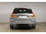 Volvo XC60 T6 350PK Automaat Plug-in Hybrid AWD Ultra Dark / Navigatie / Luchtvering / 360 Camera / Adaptieve Cruise Control / Stuurverwarming / Stoelverwarming v+a / Elektr. Achterklep / Schuifdak / Trekhaak