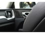 Volvo XC60 T6 350PK Automaat Plug-in Hybrid AWD Ultra Dark / Navigatie / Luchtvering / 360 Camera / Adaptieve Cruise Control / Stuurverwarming / Stoelverwarming v+a / Elektr. Achterklep / Schuifdak / Trekhaak