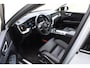 Volvo XC60 T6 350PK Automaat Plug-in Hybrid AWD Ultra Dark / Navigatie / Luchtvering / 360 Camera / Adaptieve Cruise Control / Stuurverwarming / Stoelverwarming v+a / Elektr. Achterklep / Schuifdak / Trekhaak