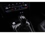 Volkswagen T-Roc R-Line 1.5 TSI 150pk DSG Automaat Panoramadak, Adaptive cruise control, LED koplampen, App connect, Achteruitrijcamera, Parkeersensoren