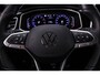 Volkswagen T-Roc R-Line 1.5 TSI 150pk DSG Automaat Panoramadak, Adaptive cruise control, LED koplampen, App connect, Achteruitrijcamera, Parkeersensoren