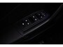 Volkswagen T-Roc R-Line 1.5 TSI 150pk DSG Automaat Panoramadak, Adaptive cruise control, LED koplampen, App connect, Achteruitrijcamera, Parkeersensoren