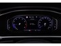 Volkswagen T-Roc R-Line 1.5 TSI 150pk DSG Automaat Panoramadak, Adaptive cruise control, LED koplampen, App connect, Achteruitrijcamera, Parkeersensoren