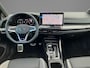 Volkswagen Golf 1.5eHybrid 200kW/272PK GTE Black Style DSG · Panoramadak · Trekhaak · Leder · Camera · Apple/Android Car Play · Garantie t/m 10-08-2030 of 100000km.