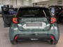 Mazda 2 Hybrid 1.5 Homura / Uit Voorraad Leverbaar! / Nieuwe kleur: Ferm Green