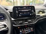Volkswagen T-Roc 1.5 TSI 150pk R-Line Black Style DSG - CarPlay | Camera | IQ.Light | Stoelverw. | Afn. trekhaak