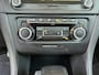 Volkswagen Golf 1.4 TSI Highline Airco Cruise controle Parkeersensoren voor en achter Navigatiesysteem met audio Radio voorbereiding
