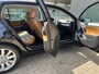 Volkswagen Golf 1.4 TSI Highline Airco Cruise controle Parkeersensoren voor en achter Navigatiesysteem met audio Radio voorbereiding