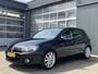 Volkswagen Golf 1.4 TSI Highline Airco Cruise controle Parkeersensoren voor en achter Navigatiesysteem met audio Radio voorbereiding