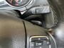 Volkswagen Golf 1.4 TSI Highline Airco Cruise controle Parkeersensoren voor en achter Navigatiesysteem met audio Radio voorbereiding