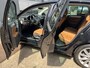 Volkswagen Golf 1.4 TSI Highline Airco Cruise controle Parkeersensoren voor en achter Navigatiesysteem met audio Radio voorbereiding