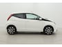 Toyota Aygo 1.0 VVT-i x-joy | Apple Carplay / Android Auto | Clima | Camera | 15 inch | Bluetooth | Privacy glas