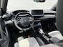 Peugeot e-2008 EV GT Pack 50 kWh | Panoramadak | Cruise control | Apple Carplay/Android Auto