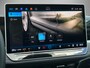 Volkswagen Passat Variant 1.5eHybrid 200kW/272PK R-Line DSG · Panoramadak · Leder · Trekhaak · 360°Camera + Parkeersensoren · Garantie t/m 05-06-2030 of 100000km.