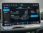 Volkswagen Passat Variant 1.5eHybrid 200kW/272PK R-Line DSG · Panoramadak · Leder · Trekhaak · 360°Camera + Parkeersensoren · Garantie t/m 05-06-2030 of 100000km.