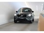 Volvo XC40 B4 197PK Plus Dark | Trekhaak | 360° | Panoramadak | Getint Glas | HK Audio