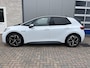 Volkswagen ID.3 First Plus 58 kWh / 93% SOH/ AUTOMAAT/ CAMERA/ PARK. SENSOREN/ IQ. LIGHT/ KEYLESS/ STOEL-STUURVERWARM./ APP CONNECT/ ADAPT. CRUISE/ NAVI/ CLIMA/ DAB/ 19" LMV