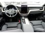Volvo XC60 T6 Plug-in hybrid AWD Plus Dark | Panoramadak | 360° Parkeercamera | Parkeersensoren voor + achter | Harman Kardon Premium Audio | BLIS | Adaptive Cruise Control | Google Infotainment | Parkeerverwarming |Semi Electrische Trekhaak.