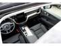 Volvo XC60 T6 Plug-in hybrid AWD Plus Dark | Panoramadak | 360° Parkeercamera | Parkeersensoren voor + achter | Harman Kardon Premium Audio | BLIS | Adaptive Cruise Control | Google Infotainment | Parkeerverwarming |Semi Electrische Trekhaak.