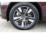 Volvo XC60 T6 Plug-in hybrid AWD Plus Dark | Panoramadak | 360° Parkeercamera | Parkeersensoren voor + achter | Harman Kardon Premium Audio | BLIS | Adaptive Cruise Control | Google Infotainment | Parkeerverwarming |Semi Electrische Trekhaak.