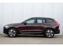 Volvo XC60 T6 Plug-in hybrid AWD Plus Dark | Panoramadak | 360° Parkeercamera | Parkeersensoren voor + achter | Harman Kardon Premium Audio | BLIS | Adaptive Cruise Control | Google Infotainment | Parkeerverwarming |Semi Electrische Trekhaak.
