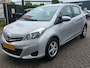 Toyota Yaris 1.0 VVT-i Aspiration 3e eigenaar dealer onderhouden achteruit camera trekhaak airco elektrische ramen cv op afs