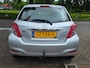 Toyota Yaris 1.0 VVT-i Aspiration 3e eigenaar dealer onderhouden achteruit camera trekhaak airco elektrische ramen cv op afs