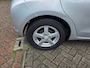 Toyota Yaris 1.0 VVT-i Aspiration 3e eigenaar dealer onderhouden achteruit camera trekhaak airco elektrische ramen cv op afs