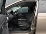 Land Rover Discovery Sport 2.0 TD4 Grijs Kenteken - Xenon - Trekhaak
