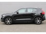 Volvo XC40 T2 Automaat Inscription | Leder Beklede Stoelen | Semi Elektrische trekhaak | Electronic Climate Controle | Voorstoelen + Stuurwiel verwarmend | Voorruit verwarmend / Parkeerklimaat | Achteruitrijcamera | Parkeersensor Voor | Keyless Entry/start | LED Koplampen | Rijstrooksensor Met Correctie | Navigatiesysteem Full Map + Hard Disk |