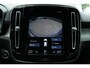 Volvo XC40 T2 Automaat Inscription | Leder Beklede Stoelen | Semi Elektrische trekhaak | Electronic Climate Controle | Voorstoelen + Stuurwiel verwarmend | Voorruit verwarmend / Parkeerklimaat | Achteruitrijcamera | Parkeersensor Voor | Keyless Entry/start | LED Koplampen | Rijstrooksensor Met Correctie | Navigatiesysteem Full Map + Hard Disk |