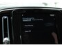 Volvo XC40 T2 Automaat Inscription | Leder Beklede Stoelen | Semi Elektrische trekhaak | Electronic Climate Controle | Voorstoelen + Stuurwiel verwarmend | Voorruit verwarmend / Parkeerklimaat | Achteruitrijcamera | Parkeersensor Voor | Keyless Entry/start | LED Koplampen | Rijstrooksensor Met Correctie | Navigatiesysteem Full Map + Hard Disk |